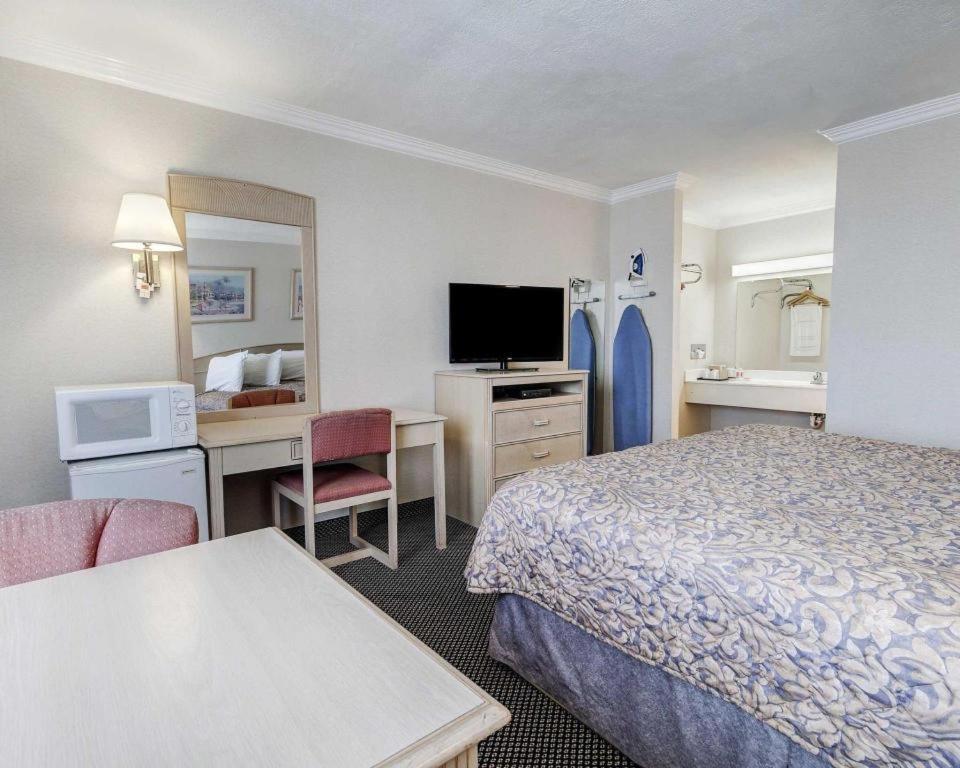 Econo Lodge Van Horn Esterno foto